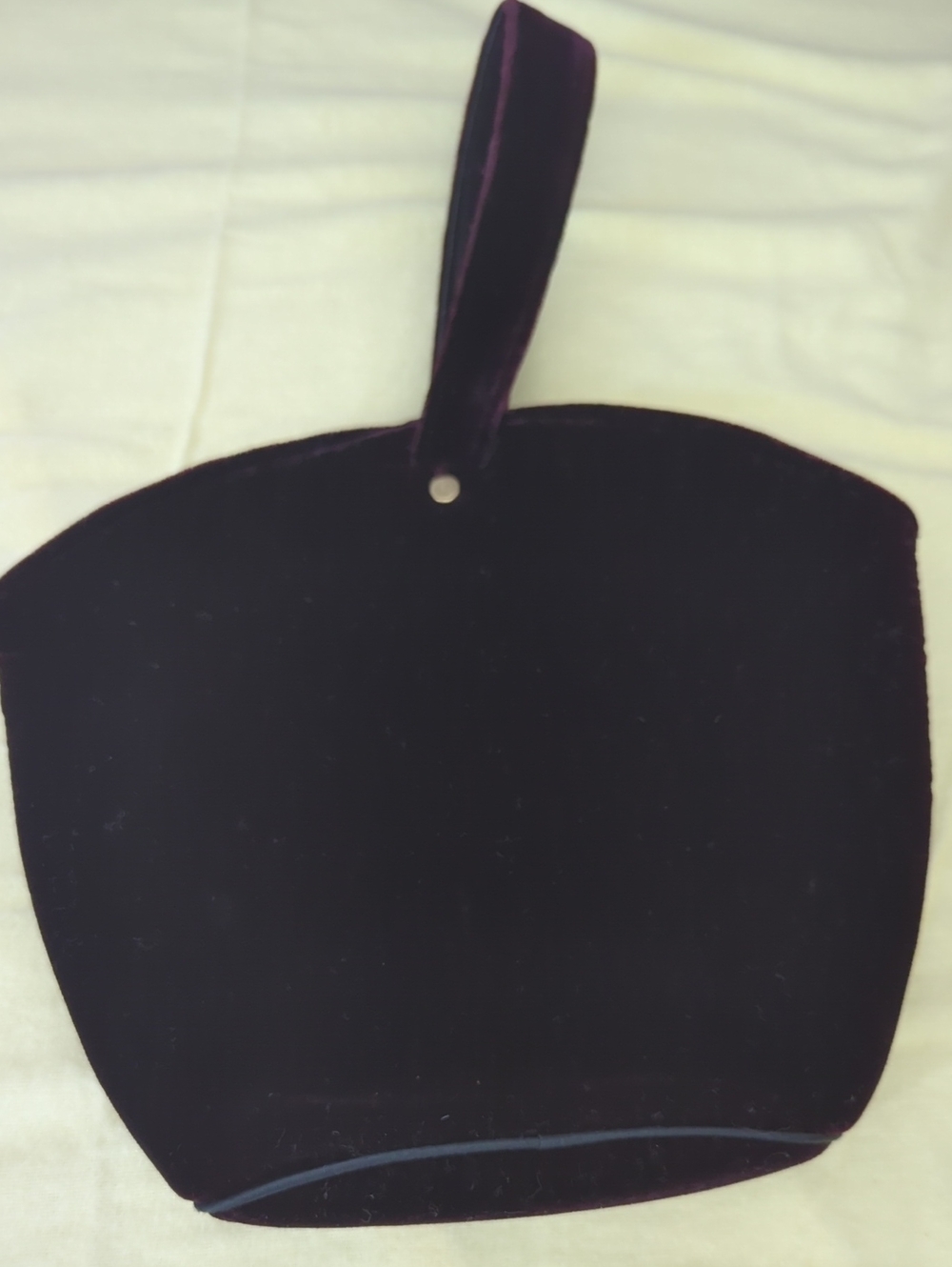 Women’s Velvet Wristlet Bag in Deep Purple